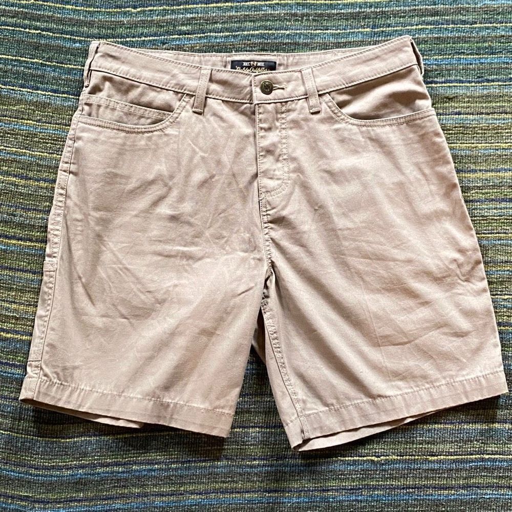 Noble Outfitters Cargo Shorts size 8